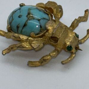 Vintage RISA pin/brooch turquoise cabochon bug beetle gemstone eyes